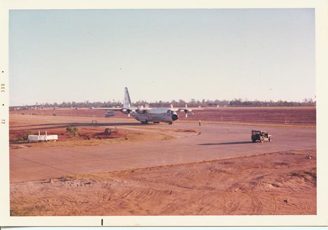 C-130+on+taxi+way.jpg