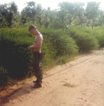 Sgt+Warren+Laying+Wire.jpg